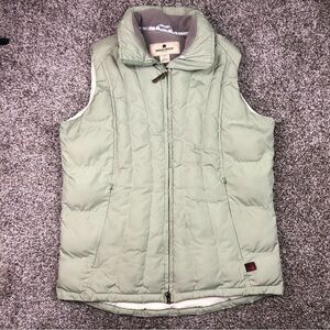 Woolrich Women’s Sage Green Puffer Vest Size Small